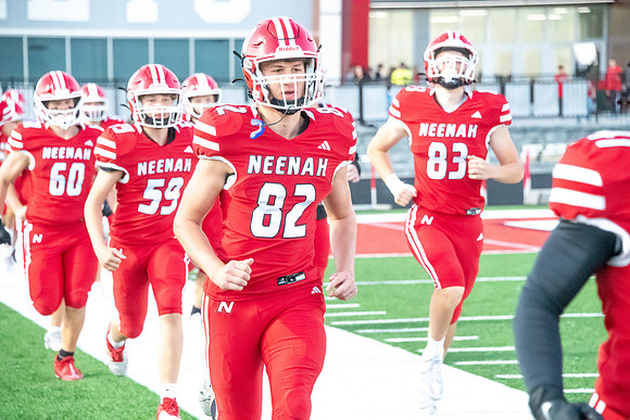 Neenah vs Kimberly 0179