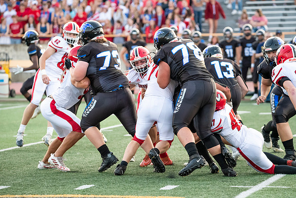 Neenah v Oshkosh West_0201