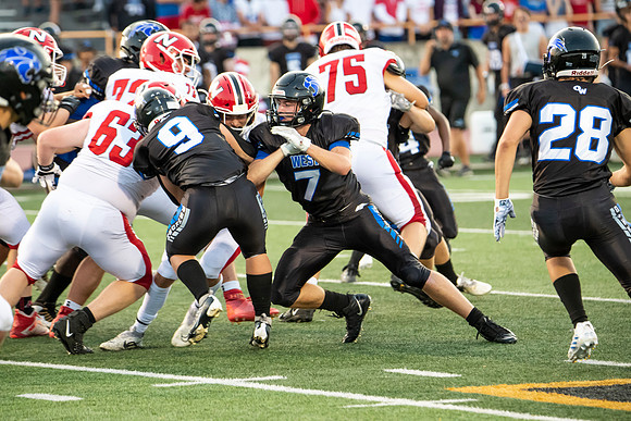 Neenah v Oshkosh West_0299