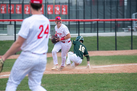 Neenah vs DC Everest 437