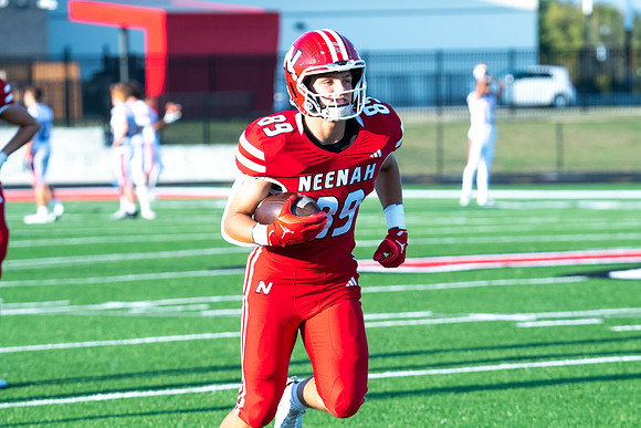 Neenah vs Appleton East 0046