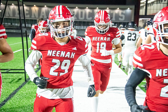 Neenah vs Muskego 0235