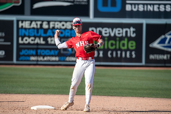 Neenah vs Menasha0118