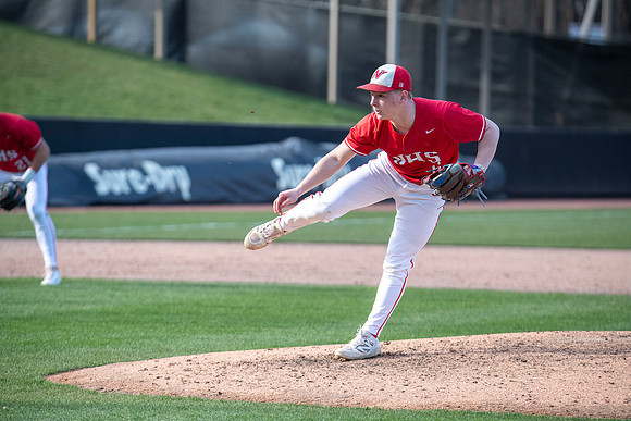 Neenah vs Menasha0424