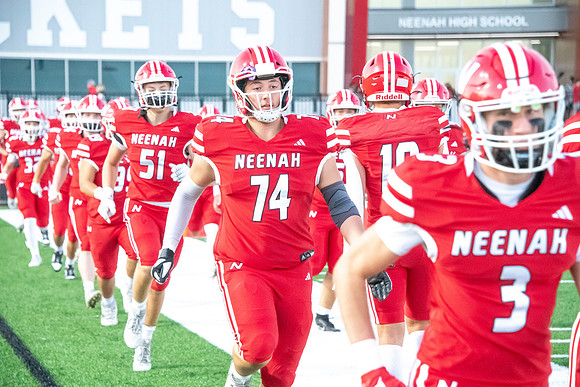 Neenah vs Kimberly 0162