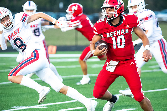 Neenah vs Appleton East 0307