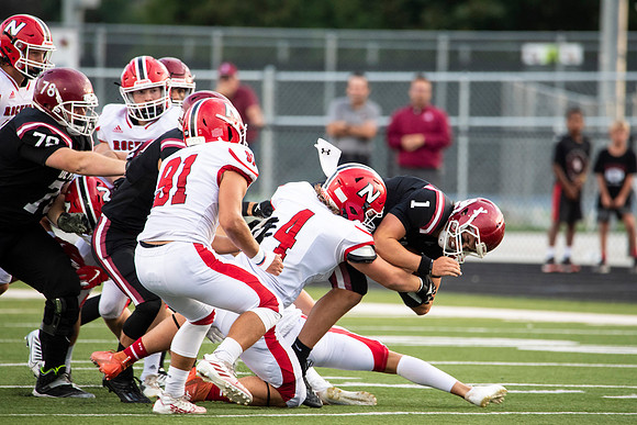 Neenah v DePere_0215