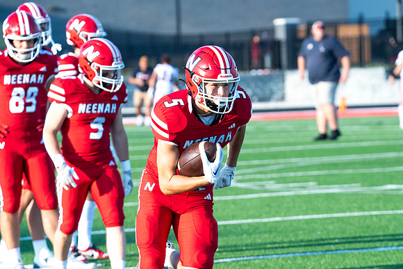 Neenah vs Appleton East 0034