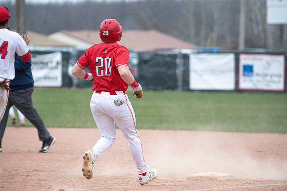 Neenah vs Hortonville 0208