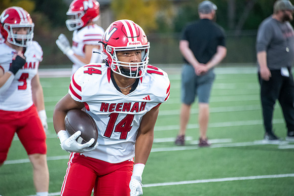 Neenah vs FDL 0018