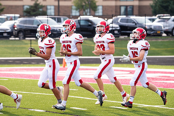 Neenah v DePere_0101
