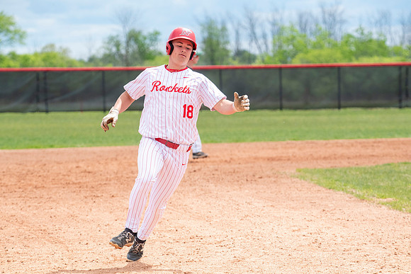 Neenah vs DC Everest 374