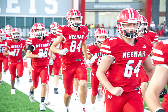 Neenah vs Kimberly 0189