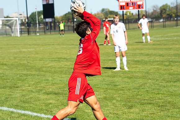 Neenah vs Sussex Hamilton 437