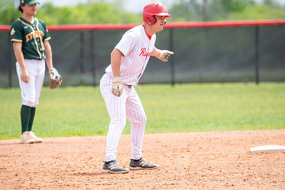 Neenah vs DC Everest 364