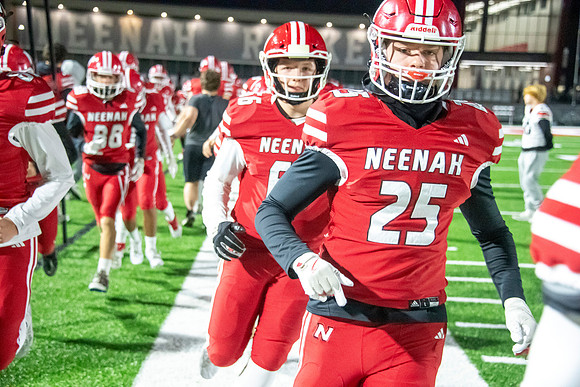 Neenah vs Muskego 0213